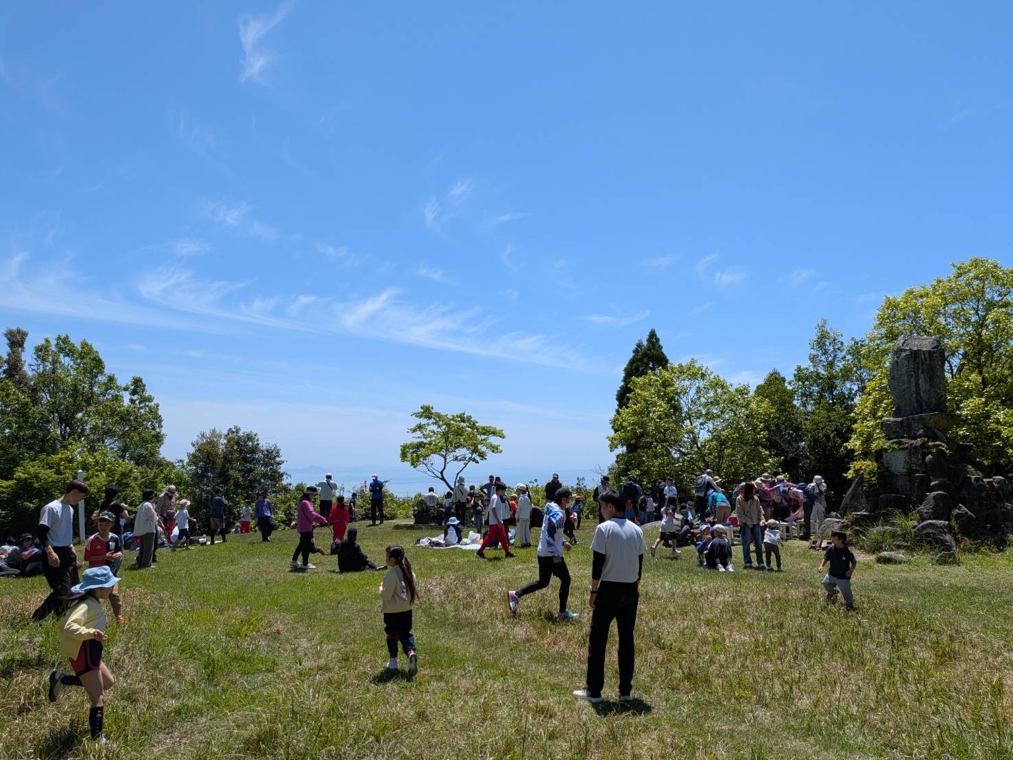５月５日（祝）こどもの日記念行　　　　　　　　小岱山登山にチャレンジしよう！が開催されました